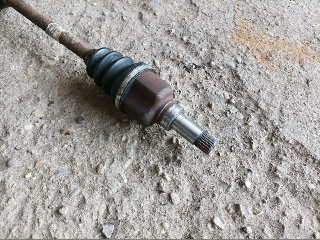 bontott CITROËN C3 Bal Féltengely