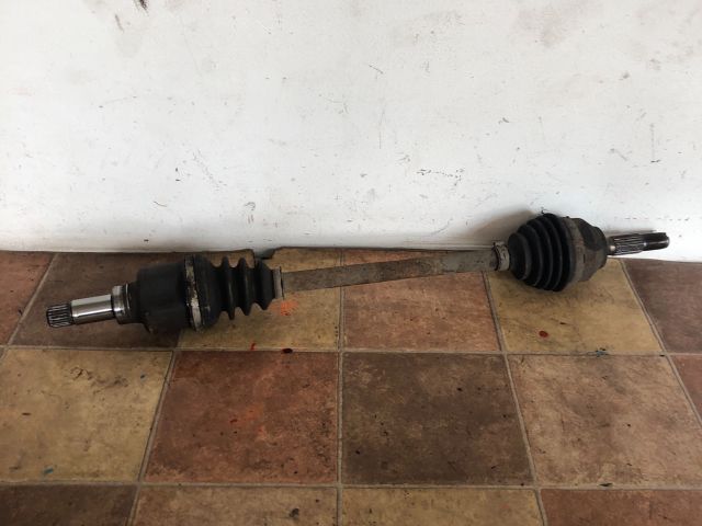 bontott CITROËN C3 Bal Féltengely