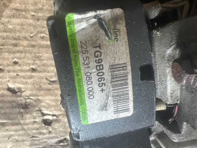 bontott CITROËN C3 Generátor