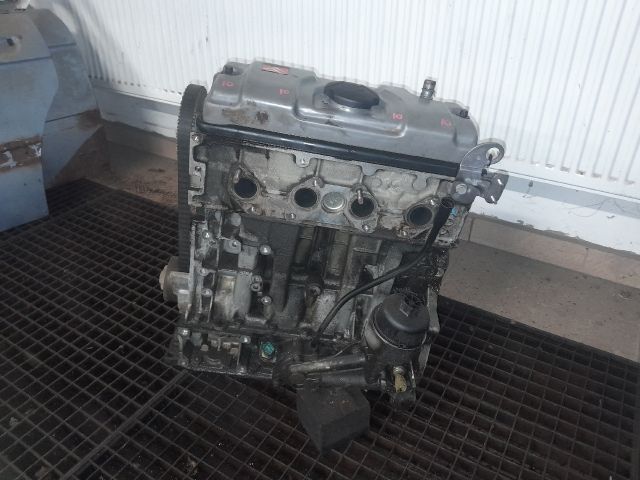 bontott CITROËN C3 Motor (Fűzött blokk hengerfejjel)