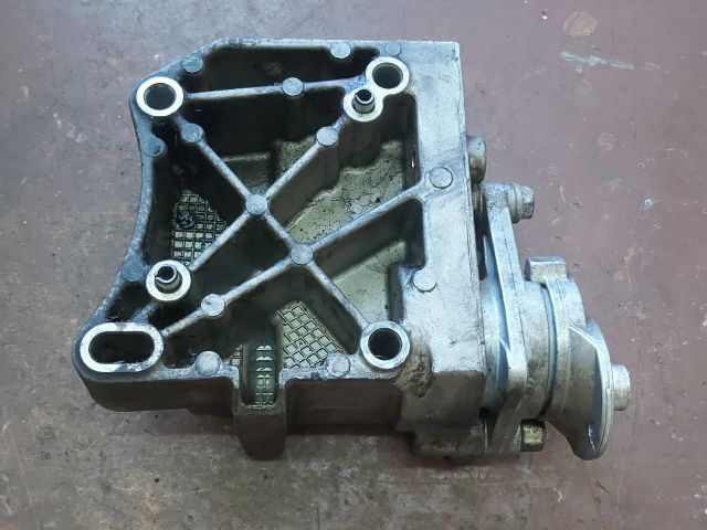 bontott CITROËN C3 Generátor Tartó Bak