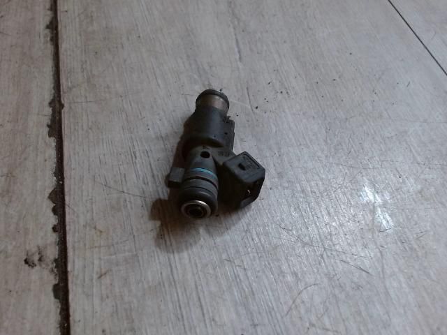 bontott CITROËN C3 Porlasztó (1 db)