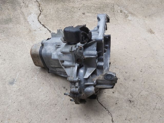 bontott CITROËN C3 Váltó (Mechanikus)