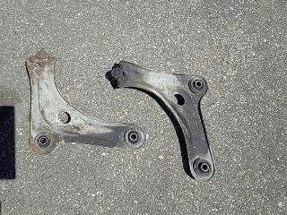 bontott CITROËN C3 Jobb első Lengőkar