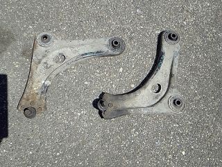 bontott CITROËN C3 Jobb első Lengőkar