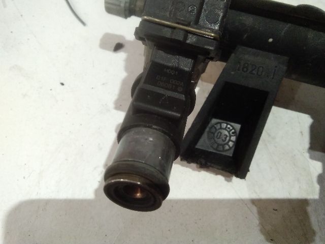 bontott CITROËN C3 Porlasztó (1 db)