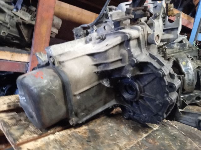 bontott CITROËN C3 Váltó (Mechanikus)