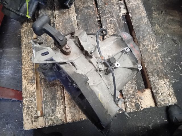 bontott CITROËN C3 Váltó (Mechanikus)