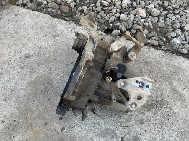 bontott CITROËN C3 Váltó (Mechanikus)