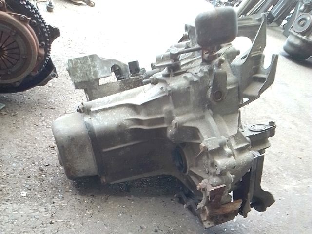 bontott CITROËN C3 Váltó (Mechanikus)