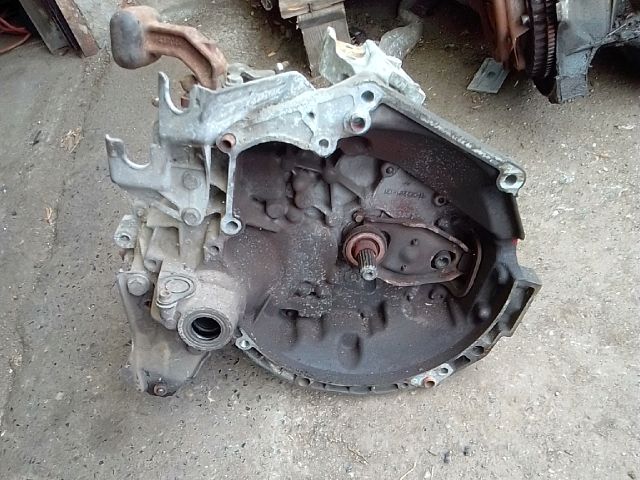 bontott CITROËN C3 Váltó (Mechanikus)