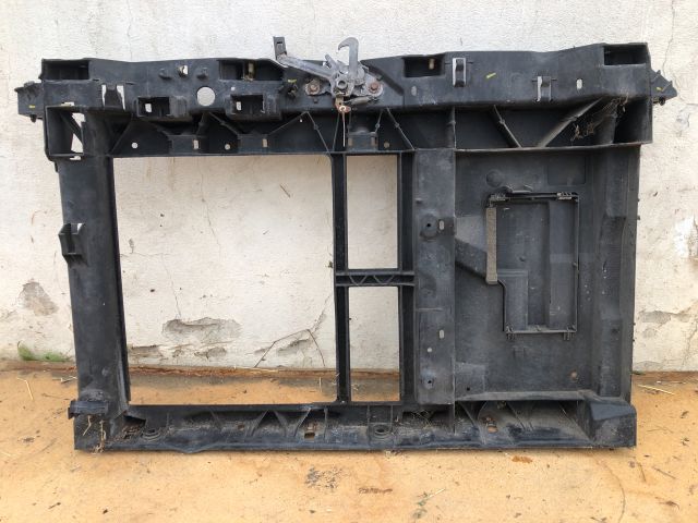 bontott CITROËN C3 Homlokfal (Üres lemez)