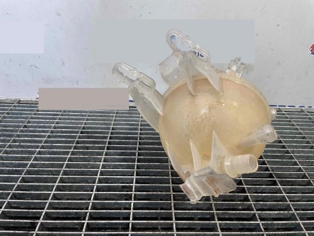 bontott CITROËN C3 Kiegyenlítő Tartály