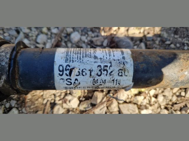 bontott CITROËN C3 Bal Féltengely