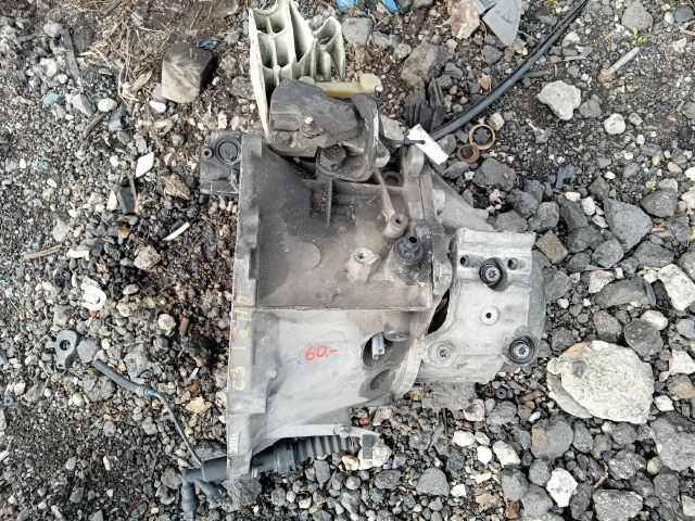 bontott CITROËN C3 Váltó (Mechanikus)