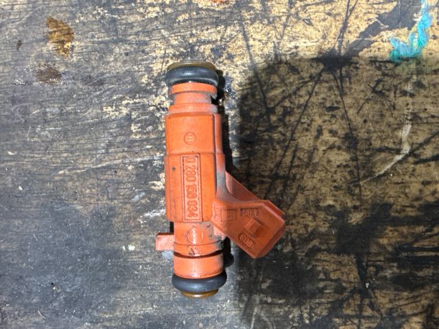 bontott CITROËN C3 Porlasztó (1 db)