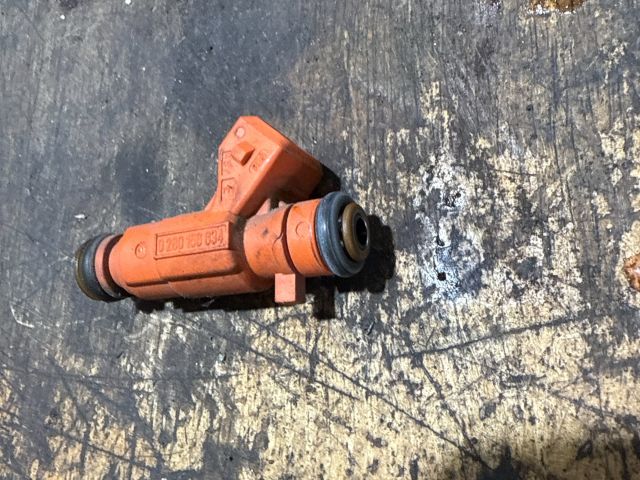 bontott CITROËN C3 Porlasztó (1 db)