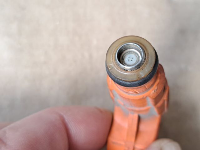 bontott CITROËN C3 Porlasztó (1 db)