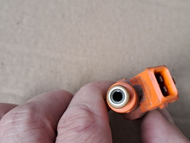 bontott CITROËN C3 Porlasztó (1 db)