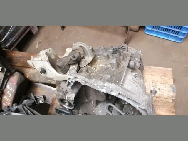 bontott CITROËN C3 Váltó (Mechanikus)