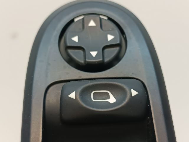 bontott CITROËN C3 Ablakemelő Kapcsoló Négyes / Kettes