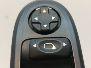 bontott CITROËN C3 Ablakemelő Kapcsoló Négyes / Kettes