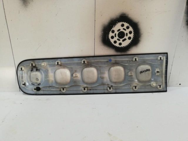 bontott CITROËN C3 AIRCROSS Bal első Ajtó Díszléc