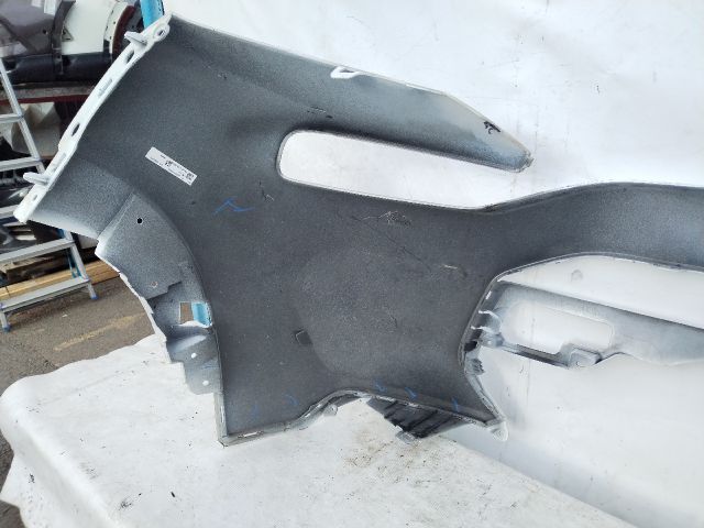 bontott CITROËN C3 AIRCROSS Első Lökhárító (Üresen)