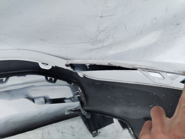 bontott CITROËN C3 AIRCROSS Első Lökhárító (Üresen)