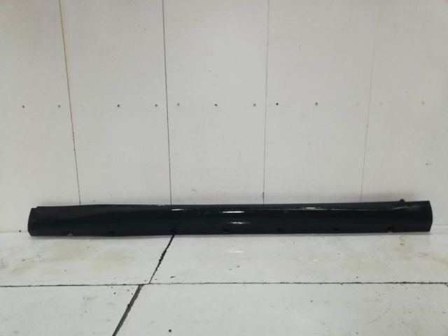 bontott CITROËN C3 AIRCROSS Jobb első Küszöb Díszléc