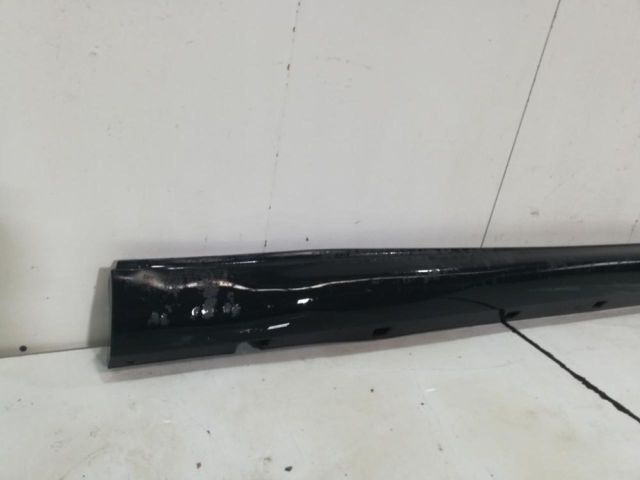 bontott CITROËN C3 AIRCROSS Jobb első Küszöb Díszléc