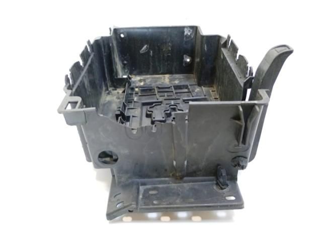 bontott CITROËN C3 Akkumulátor Tartó