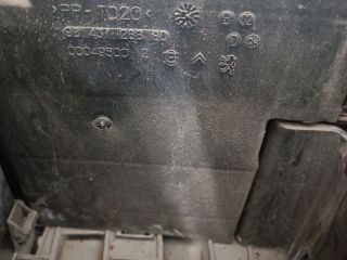 bontott CITROËN C3 Akkumulátor Tartó