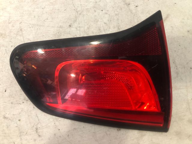 bontott CITROËN C3 Bal Belső Hátsó Lámpa