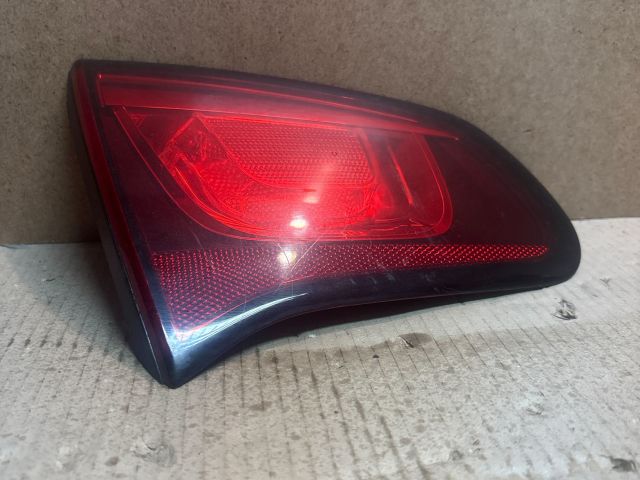 bontott CITROËN C3 Bal Belső Hátsó Lámpa