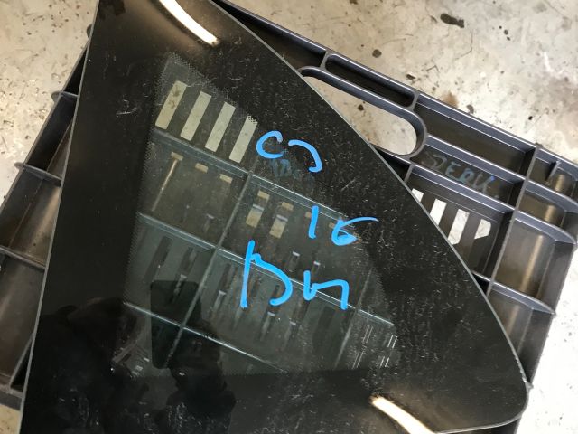 bontott CITROËN C3 Bal C Oszlop Oldalablak Üveg