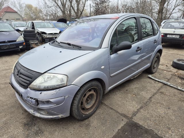 bontott CITROËN C3 Bal első Ajtó (Részeivel)