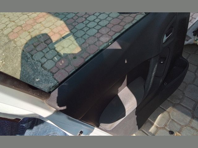 bontott CITROËN C3 Bal első Ajtó (Részeivel)