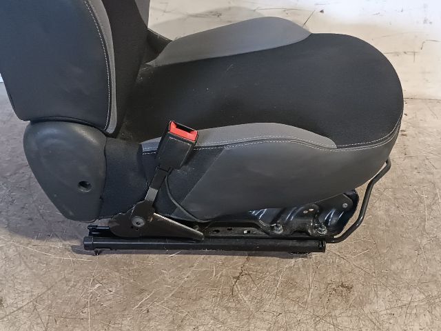 bontott CITROËN C3 Bal első Ülés