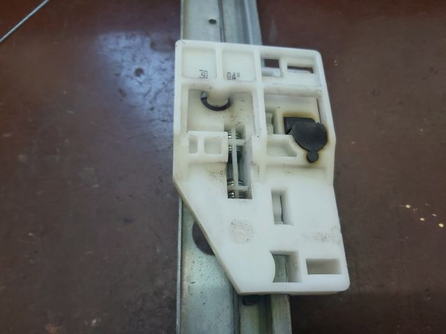 bontott CITROËN C3 Bal hátsó Ablakemelő Szerkezet (Mechanikus)