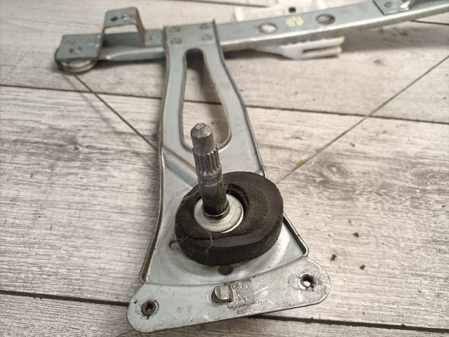 bontott CITROËN C3 Bal hátsó Ablakemelő Szerkezet (Mechanikus)