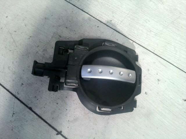 bontott CITROËN C3 Bal hátsó Belső Kilincs