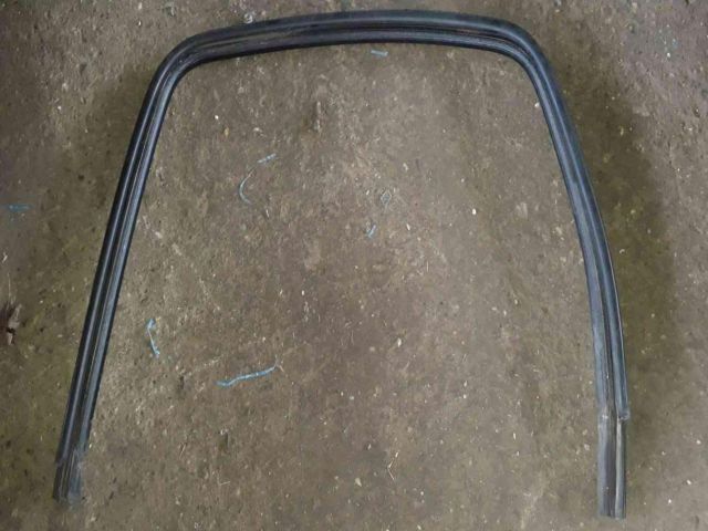 bontott CITROËN C3 Bal hátsó Gumikéder