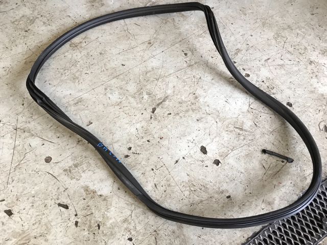 bontott CITROËN C3 Bal hátsó Gumikéder