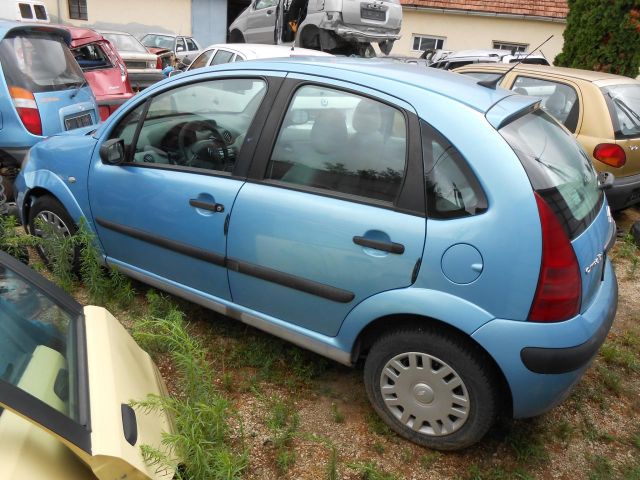 bontott CITROËN C3 Bal Hátsó Lámpa Foglalat