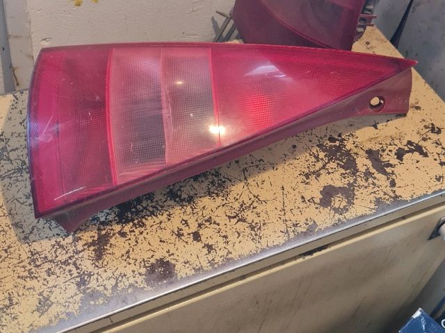 bontott CITROËN C3 Bal Hátsó Lámpa