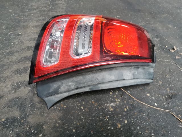 bontott CITROËN C3 Bal Hátsó Lámpa