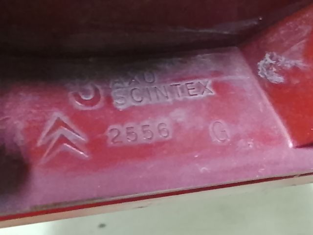 bontott CITROËN C3 Bal Hátsó Lámpa