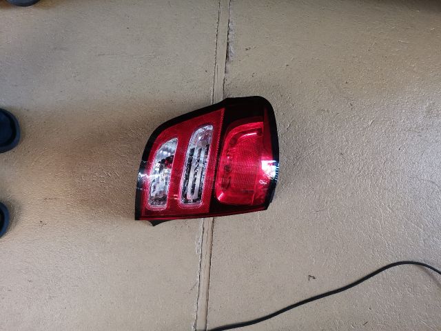 bontott CITROËN C3 Bal Hátsó Lámpa