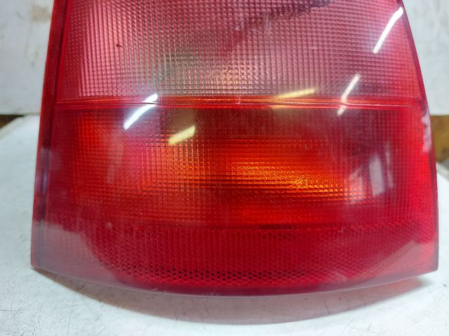 bontott CITROËN C3 Bal Hátsó Lámpa